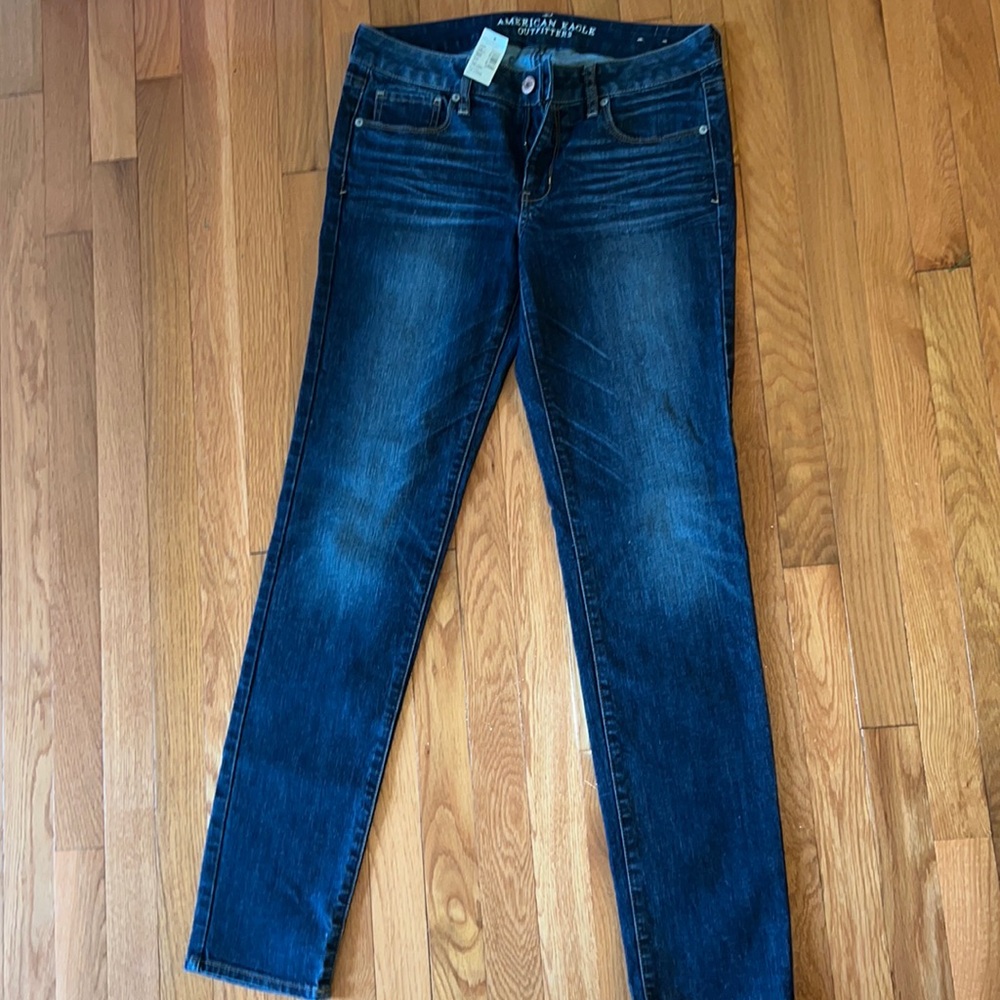 NWT 10 Long Skinny super Stretch American Eagle Jeans